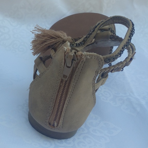 Sandals - Picture 4 of 5